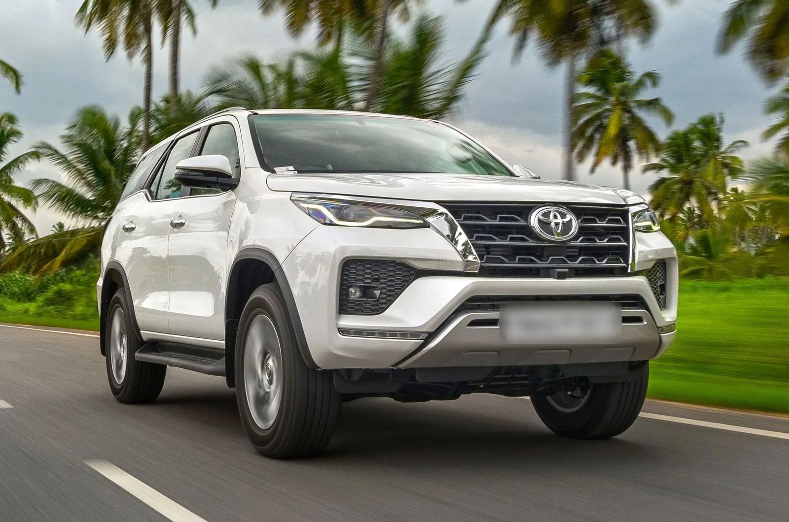 Toyota Fortuner with driver on a highway drive from Chennai