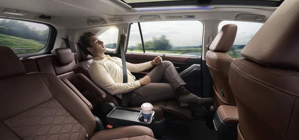 Innova Crysta middle-row captain seats