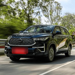 Black Innova Hycross hybrid